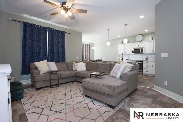 2937 W Peach Street, Lincoln, NE 68522