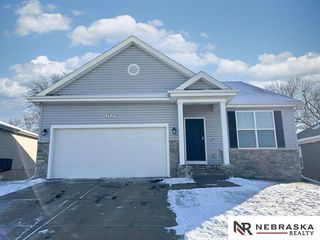 2937 W Peach Street, Lincoln, NE 68522