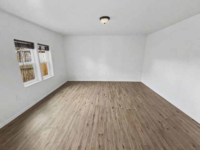 1321-A 15th Street NW, Albuquerque, NM 87104