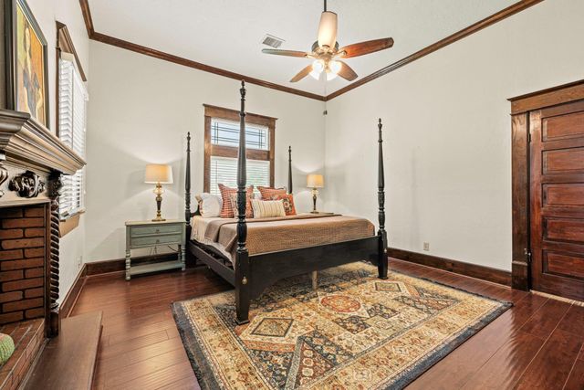 10885 Post Oak Drive, Conroe, TX 77385