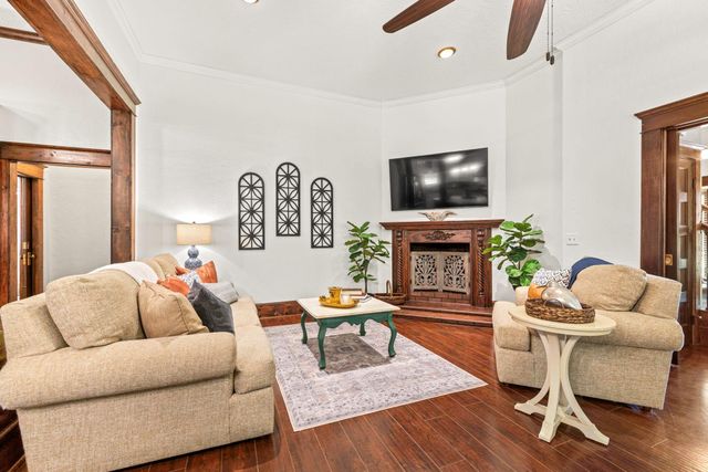 10885 Post Oak Drive, Conroe, TX 77385