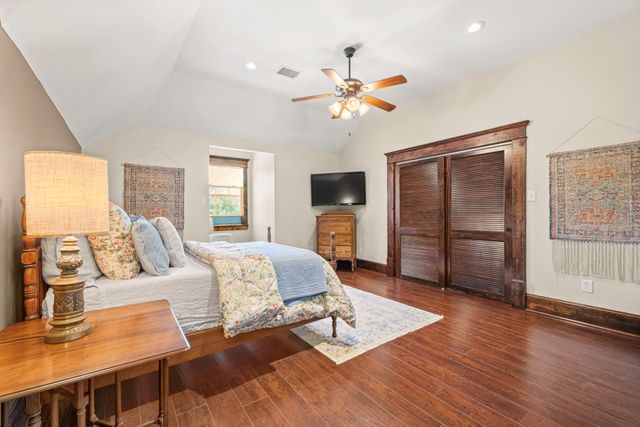 10885 Post Oak Drive, Conroe, TX 77385