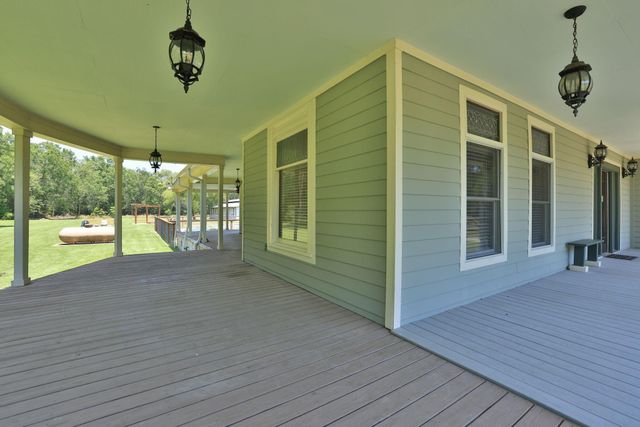 10885 Post Oak Drive, Conroe, TX 77385