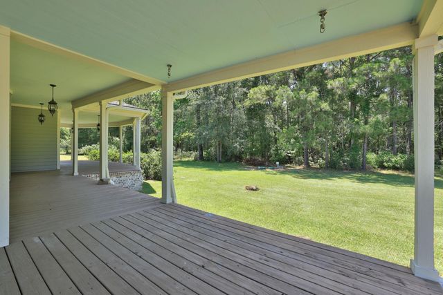 10885 Post Oak Drive, Conroe, TX 77385