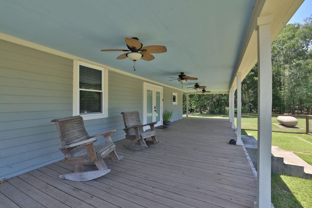 10885 Post Oak Drive, Conroe, TX 77385