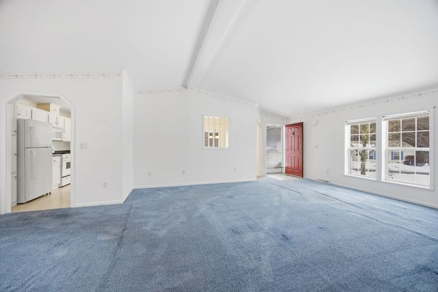 402 Blueberry Cir, Middleboro, MA 02346