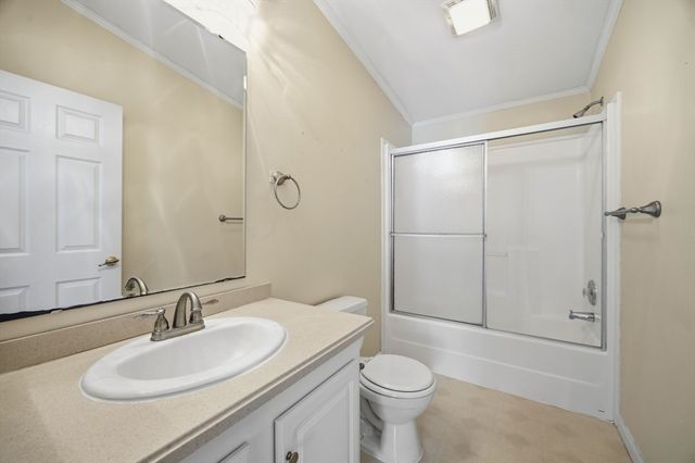 402 Blueberry Cir, Middleboro, MA 02346