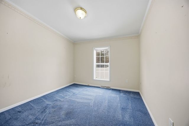 402 Blueberry Cir, Middleboro, MA 02346