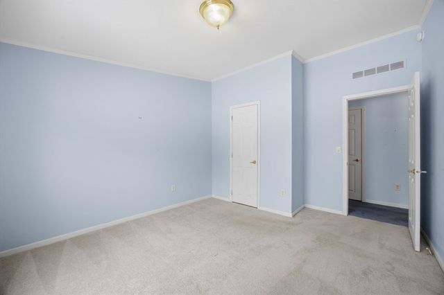 402 Blueberry Cir, Middleboro, MA 02346