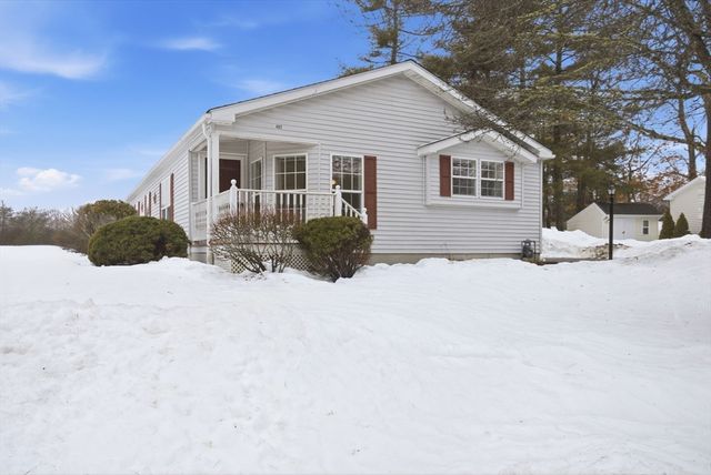 402 Blueberry Cir, Middleboro, MA 02346