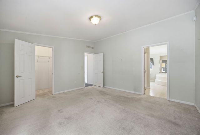 402 Blueberry Cir, Middleboro, MA 02346