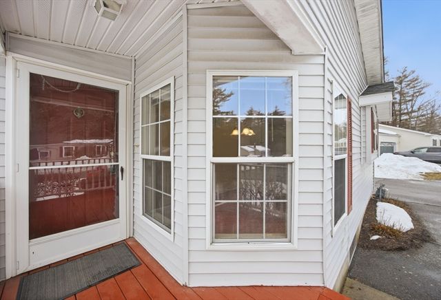 402 Blueberry Cir, Middleboro, MA 02346