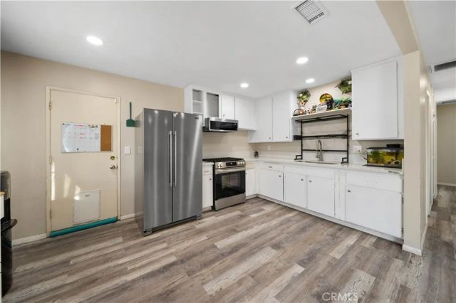 43352 Edson, Lancaster, CA 93536