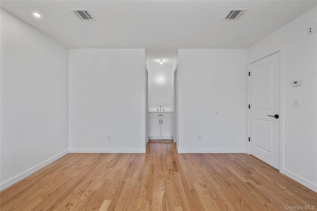 236 Old Nyack Turnpike 201, Spring Valley, NY 10977
