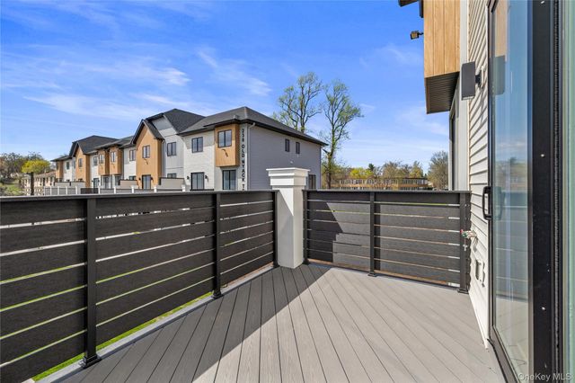 236 Old Nyack Turnpike 201, Spring Valley, NY 10977