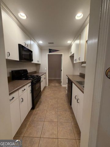 3815 Hilldale Road, Oakwood, GA 30566