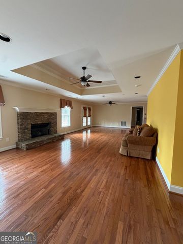 3815 Hilldale Road, Oakwood, GA 30566