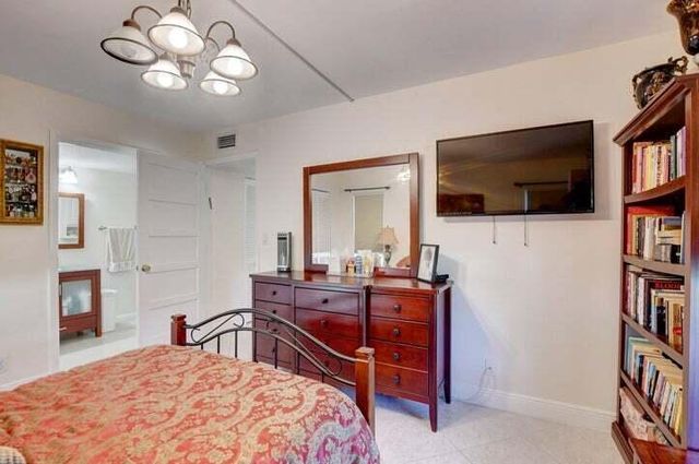 7539 S Oriole Boulevard 103, Delray Beach, FL 33446