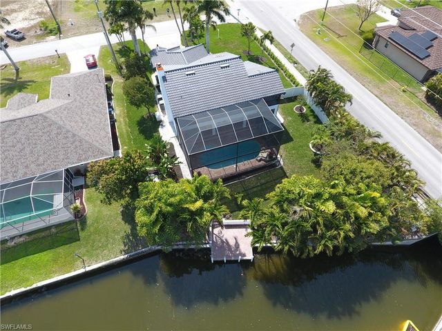 1927 SW 31st TER, Cape Coral, FL 33914
