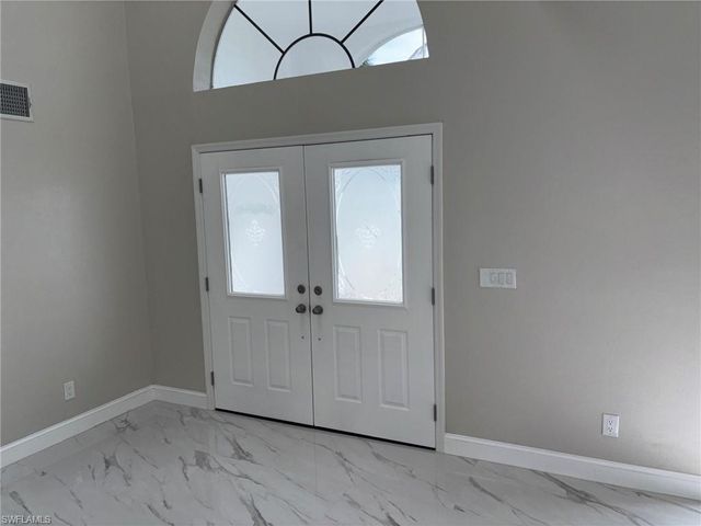 1927 SW 31st TER, Cape Coral, FL 33914