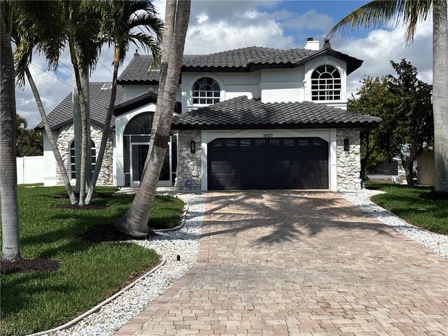 1927 SW 31st TER, Cape Coral, FL 33914