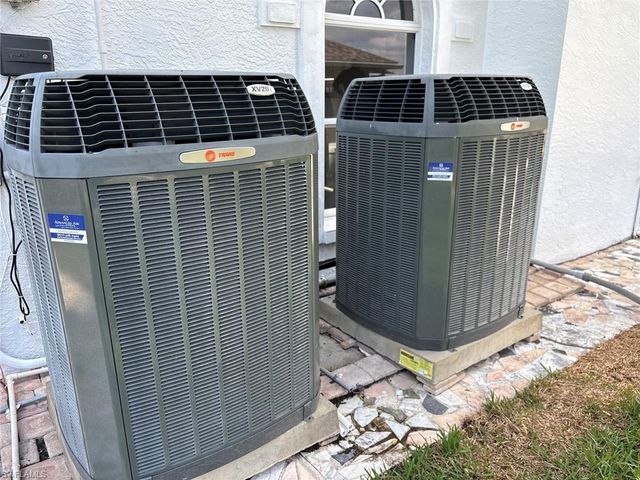 1927 SW 31st TER, Cape Coral, FL 33914