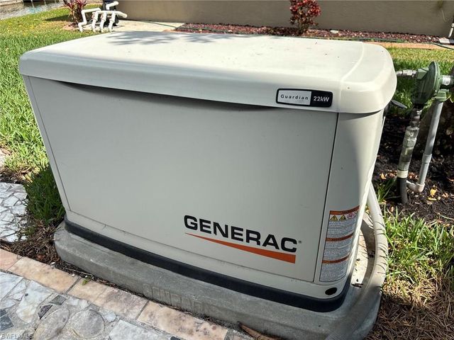 1927 SW 31st TER, Cape Coral, FL 33914