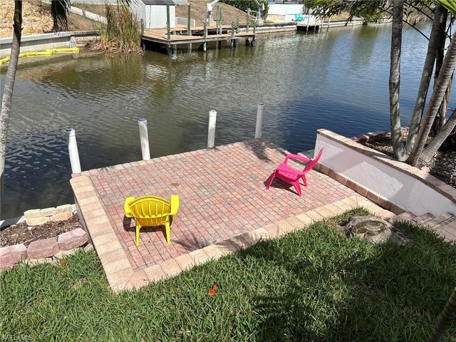 1927 SW 31st TER, Cape Coral, FL 33914