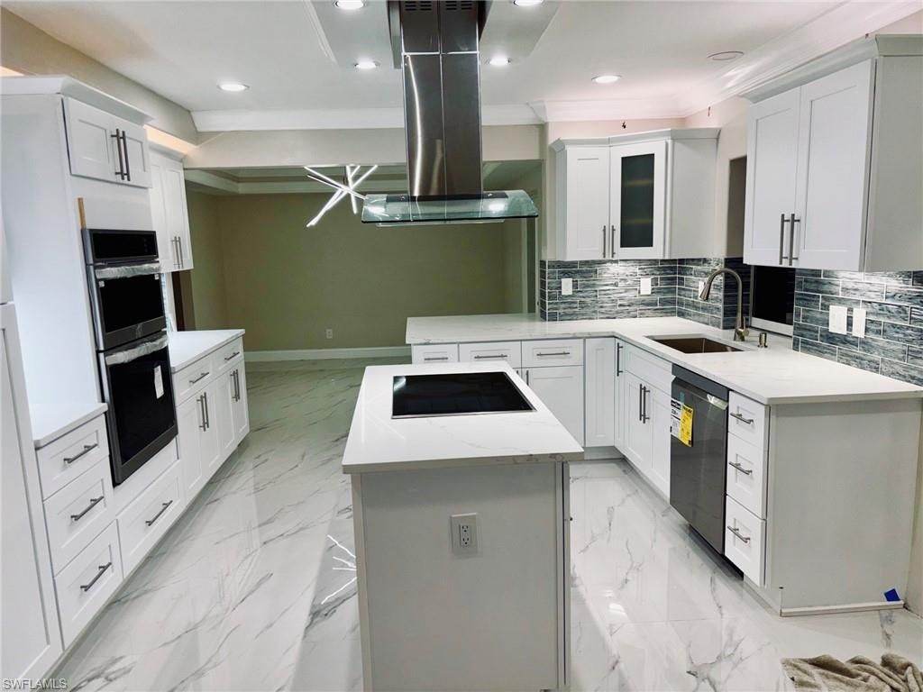 1927 SW 31st TER, Cape Coral, FL 33914