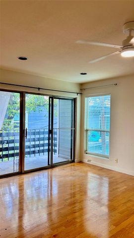 112 W 38TH ST 202, Austin, TX 78705