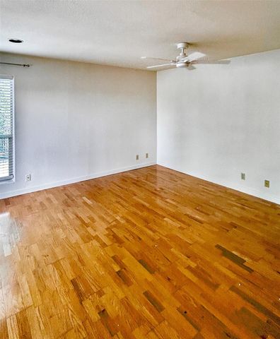 112 W 38TH ST 202, Austin, TX 78705