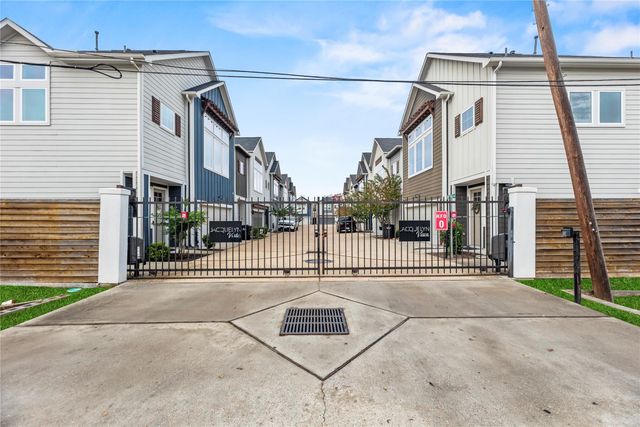 7709 Kivu Lane, Houston, TX 77055