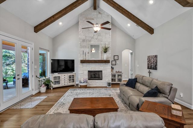 372 Grand View, Huntsville, TX 77340
