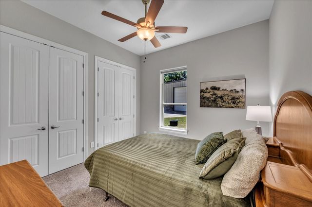 372 Grand View, Huntsville, TX 77340