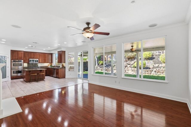 2226 TORC MOUNTAIN Ln, Lincoln, CA 95648