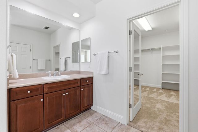 2226 TORC MOUNTAIN Ln, Lincoln, CA 95648