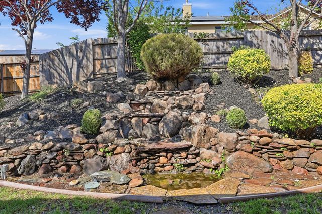 2226 TORC MOUNTAIN Ln, Lincoln, CA 95648