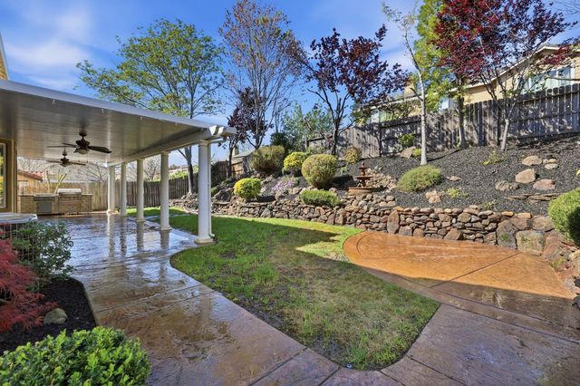 2226 TORC MOUNTAIN Ln, Lincoln, CA 95648