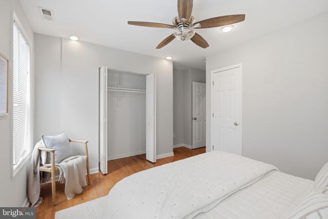 2210 BRYAN PL SE, Washington, DC 20020