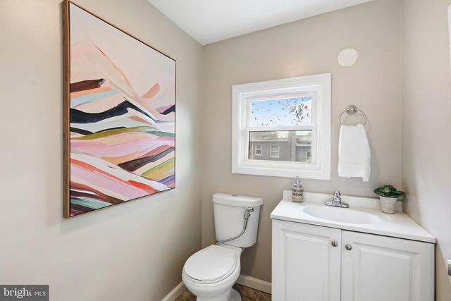 2210 BRYAN PL SE, Washington, DC 20020