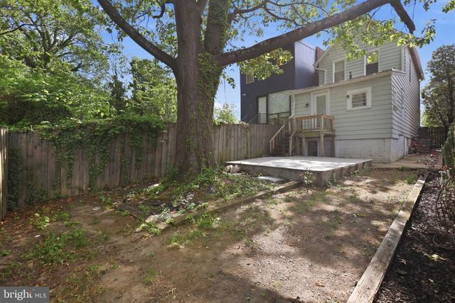 2210 BRYAN PL SE, Washington, DC 20020