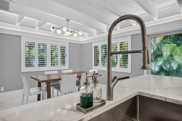 2627 NE 10th Avenue, Wilton Manors, FL 33334