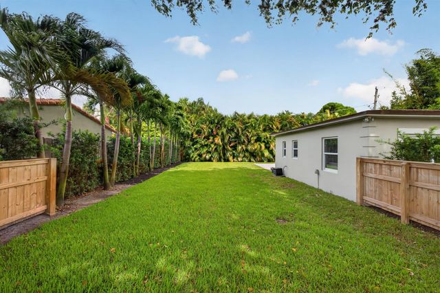 2627 NE 10th Avenue, Wilton Manors, FL 33334