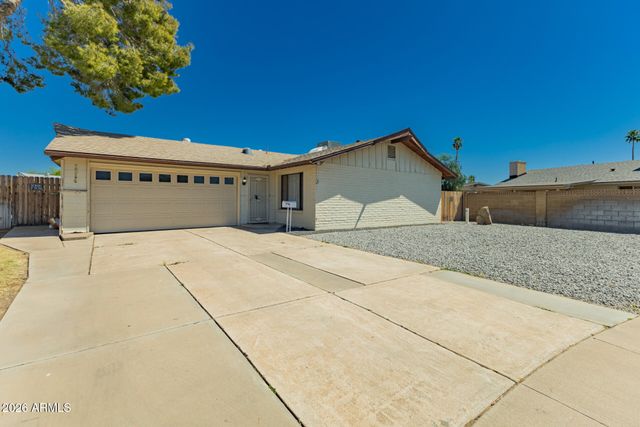 1314 E VERLEA Circle, Tempe, AZ 85282