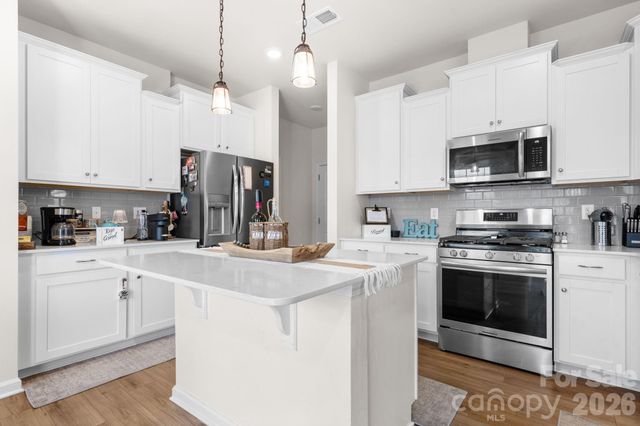 1908 Lowland Shade Court, Maiden, NC 28650