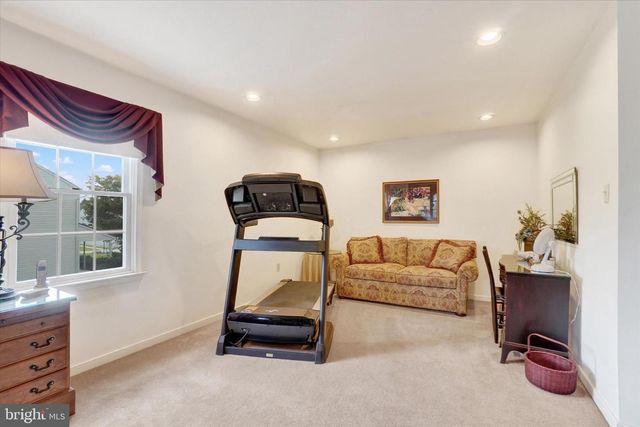 2653 FERNCREEK LN, York, PA 17404