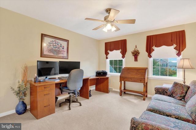 2653 FERNCREEK LN, York, PA 17404