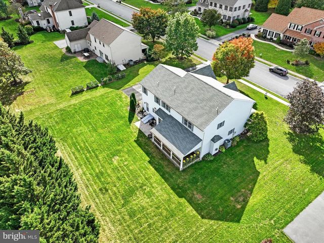 2653 FERNCREEK LN, York, PA 17404