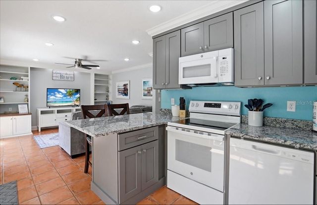 1325 GULF DRIVE N 125, Bradenton Beach, FL 34217