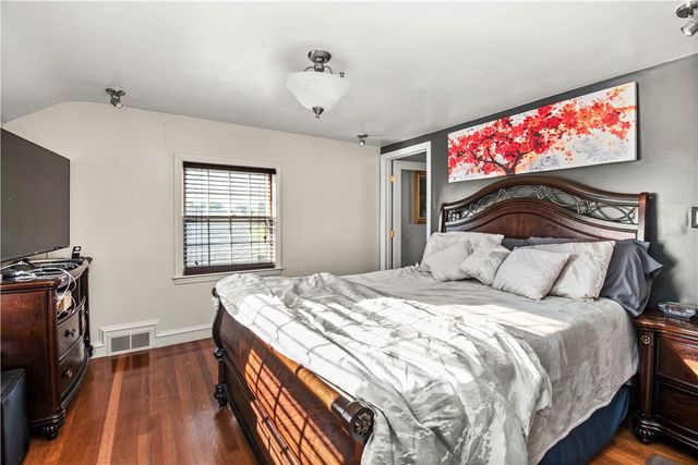 29 Poppy Drive, Cranston, RI 02920